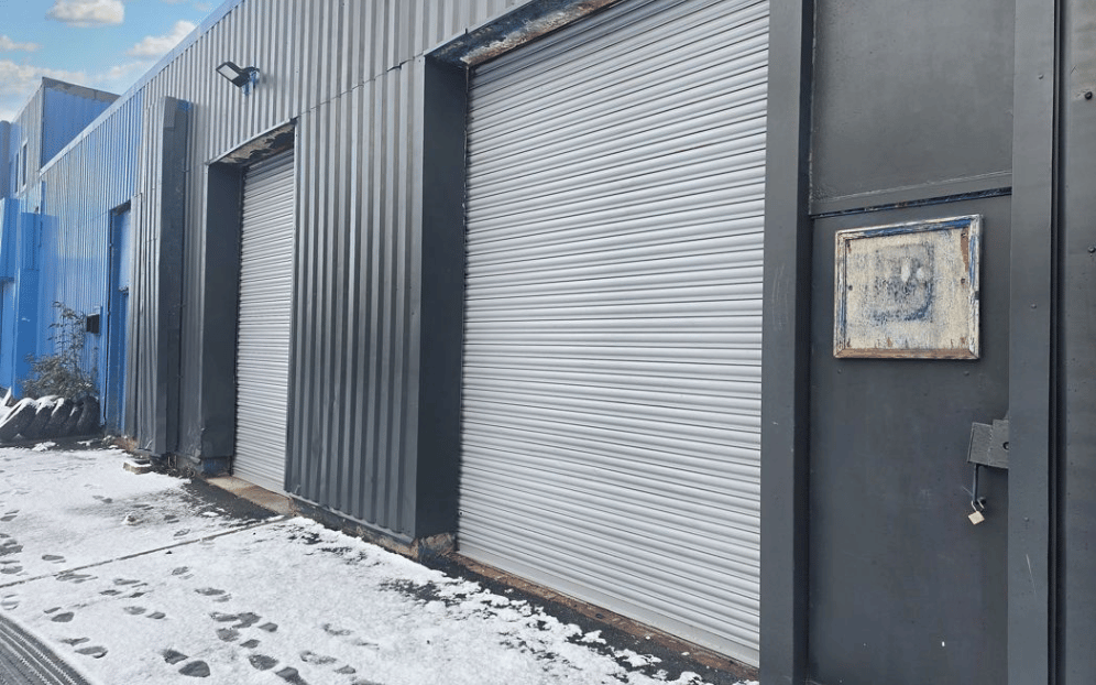 Weather Conditions and Industrial Painting: Seasonal Considerations for UK Projects